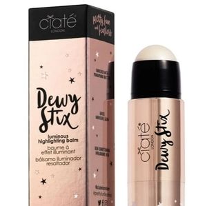 🔥Host Pick!🔥Ciate London - Dewy Stix Highlighter